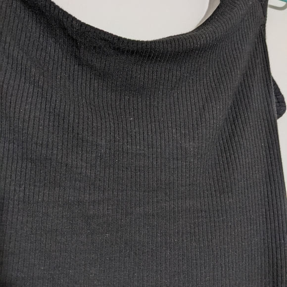 EUC Forever 21 rib ribbed knit black sleeveless tank top off shoulder size S - Picture 6 of 6